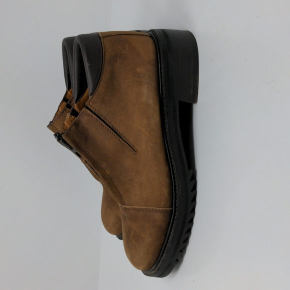 Cole Haan Leather Ankle Booties Chunky Heel Zipper Closure Brazil Brown Size 7B - Picture 11 of 14